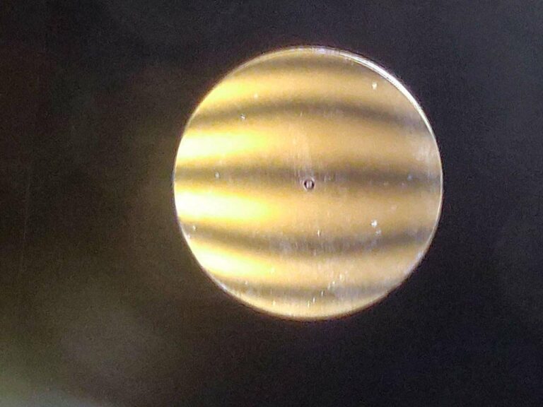 Rondhi trail of a SkyWatcher 8 inch mirror.